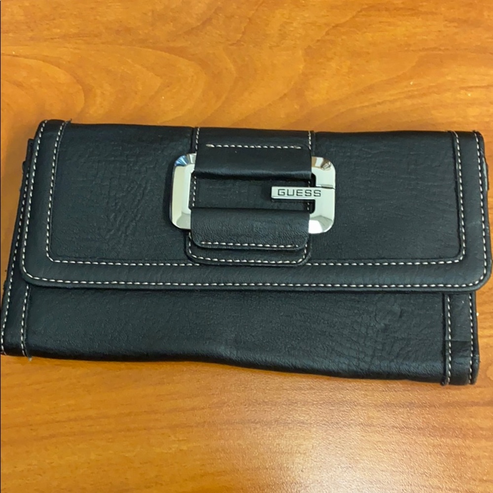 Guess wallet